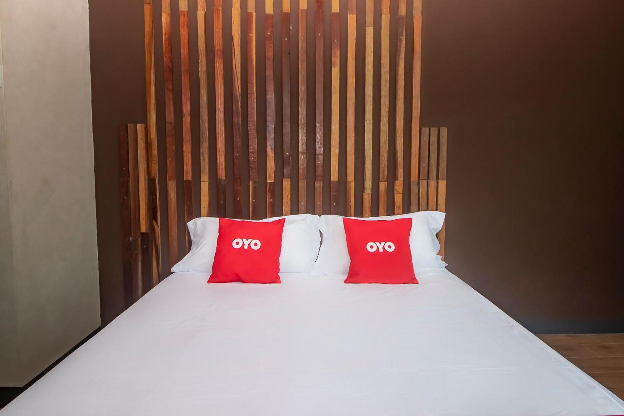 Oyo 90094 Hi Inn 3 Sibu Exterior photo
