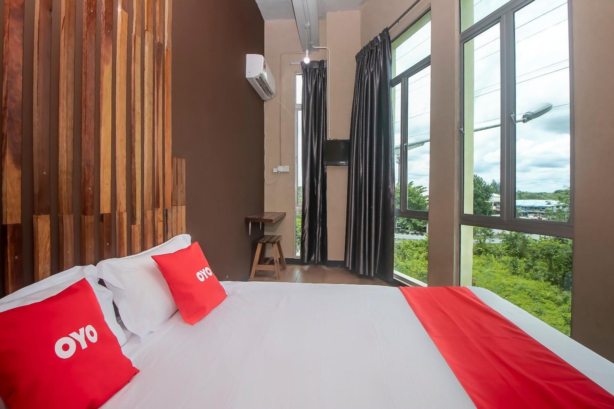 Oyo 90094 Hi Inn 3 Sibu Exterior photo